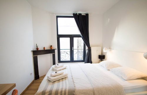 Postel Apartment | Unit 9/1 - Vibrant Room near Avenue Louise Best Location
