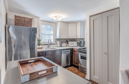 Old Village Apartment | Unit A - Old Village Historic Southern Charm