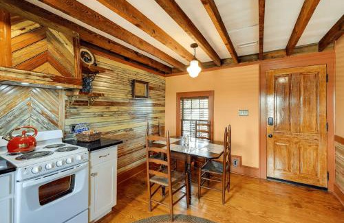 New Bern Apartment | Unit A Victorian New Bern Vacation Rental In Downtown!