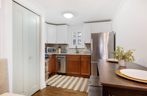 Old Village Apartment | Unit B - Old Village Historic Southern Charm