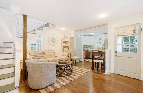 Old Village Apartment | Unit B - Old Village Historic Southern Charm