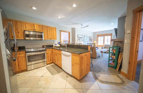 River Run Condo | Unit w/Breathtaking Views, Walk to Skiing