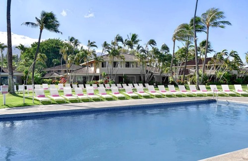 Kaanapali Hotel | Unit with Ocean View! Outdoor Pool, Beachfront Property, w/Onsite Parking