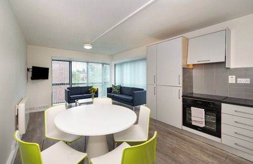Cork Apartment | University Hall