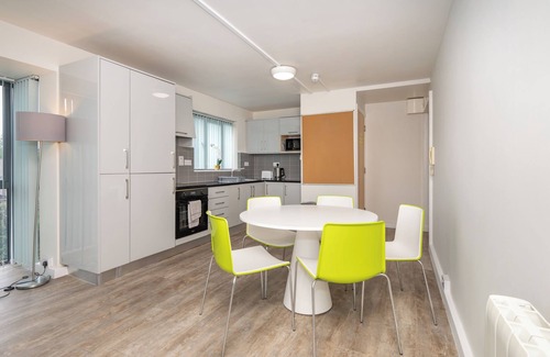 Cork Apartment | University Hall