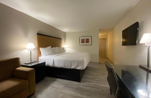 Carbondale Hotel | University Inn of Carbondale