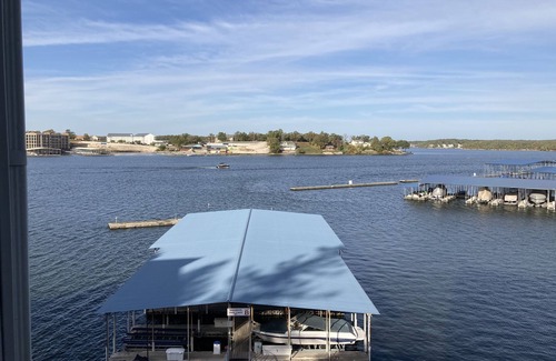 Osage Beach Condo | Unmatchable View & Super Convenient Location