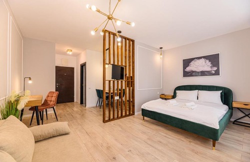 Brasov Apartment | UNO - Gardens With City View