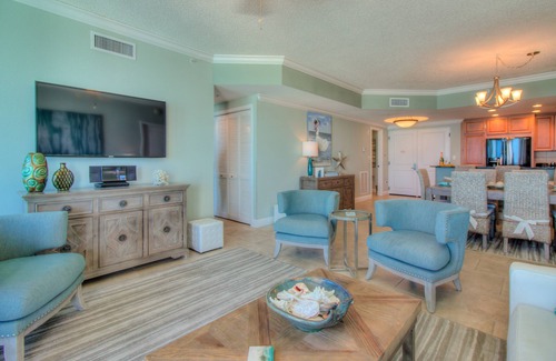 Pensacola Beach Condo | Unobstructed Gulf Front Views from the 18th Floor! Coastal Chic Furnishings!