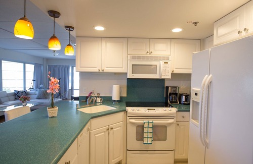 Waikiki Condo | Unobstructed Ocean View Suite Book Now & Save