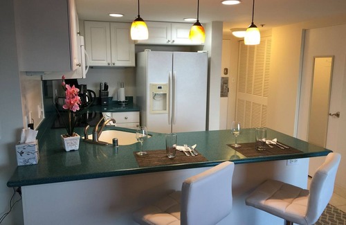 Waikiki Condo | Unobstructed Ocean View Suite Book Now & Save