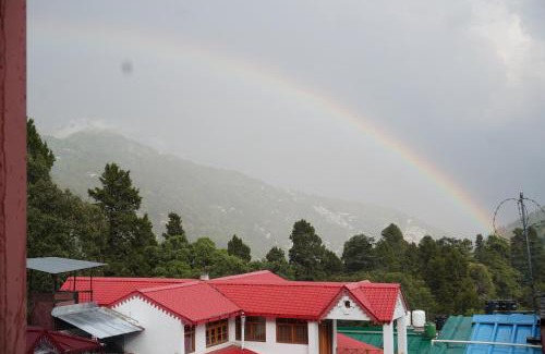 Nainital Ski Chalet | Unravel 2BR Attic Floor