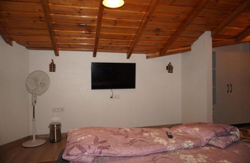 Nainital Ski Chalet | Unravel 2BR Attic Floor