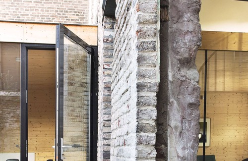Jekerkwartier Apartment | Unusual stay in the Jeker House, city center