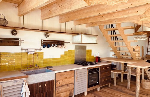 Sene House | Unusual studio-loft with garden, terrace, close to beaches and coastal paths