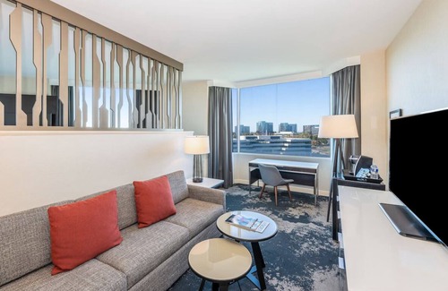 Redwood Shores Hotel | Unwind and Indulge In Our Oasis! 4 Relaxing Units, Pets Allowed, Onsite Pool