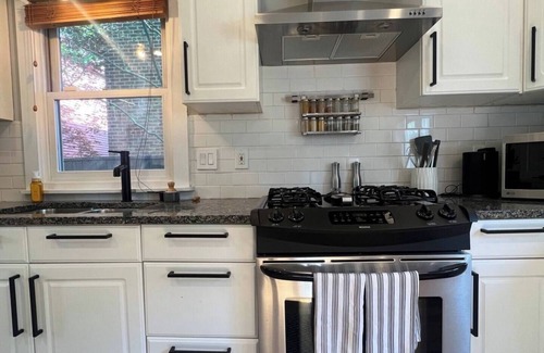 German Village House | Unwind and relax in this picturesque German Village hideaway.