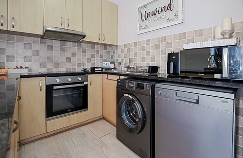 Bloubergstrand Apartment | Unwind at Coral - Entire Apartment - Bloubergstrand Beachfront