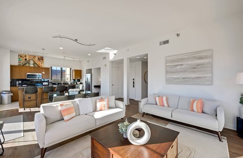 Lake Las Vegas Condo | Unwind in a luxurious 2BR penthouse on the shores of Lake Las Vegas