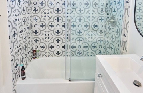 Carthay Circle Apartment | Unwind in Style: Chic and Cozy Hideaway with Private Hot Tub