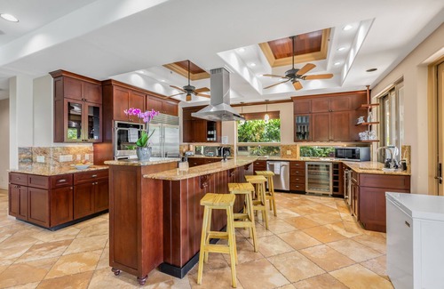 Marathon Villa | ✦Unwind on your Oceanedge villa on Seapalm island✦