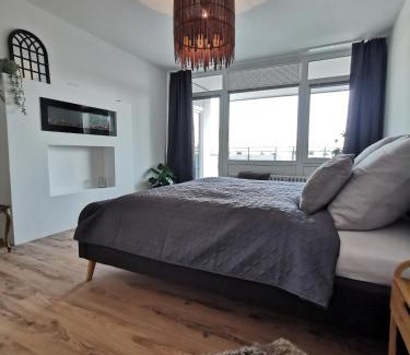 Emden Apartment | Up Wulkje21 Neu renovierte Wohnung mit PKW Stellplatz