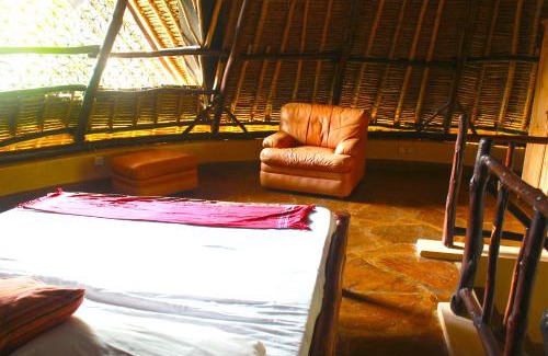 Galu Beach Bed & Breakfast | Upani in Diani