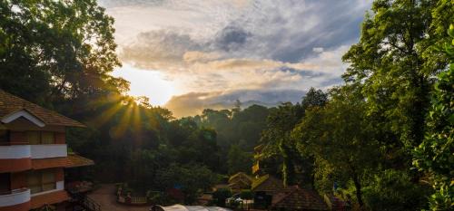Lakkidi Resort | Upavan Resort
