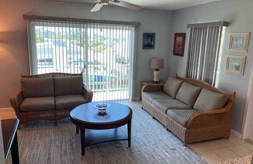 Marathon House | Updated 1 bedroom/1 bathroom canal front duplex