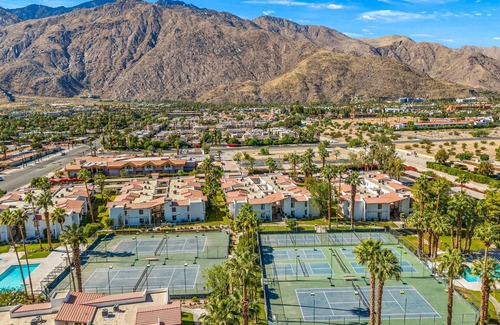 Baristo Condo | Updated 2 bed/2 bath Ground Level steps to pool and tennis courts