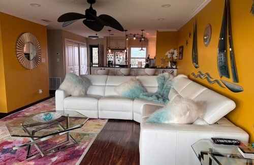 Whitney Beach Condo | Updated 2-bedroom pet friendly condo with stunning Bay views in Longboat Key