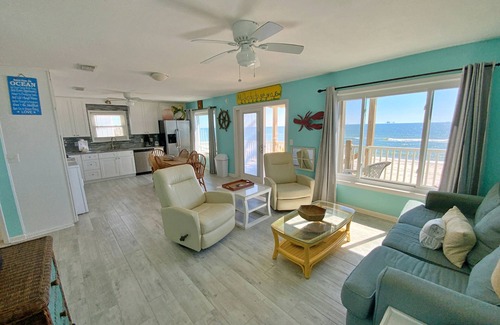 Fort Morgan House | Updated 2 BR beachfront cottage - Pet Friendly!