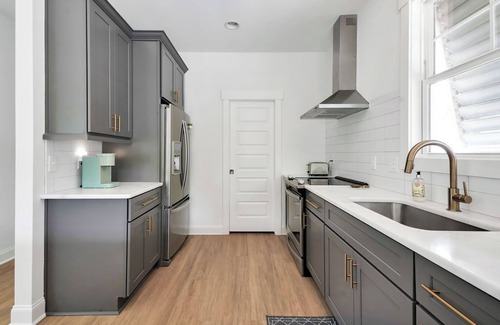 Wilmington Beach House | Updated/2min Walk to Beach/Private Pool/Golf Cart/Lush Yard/Table Games