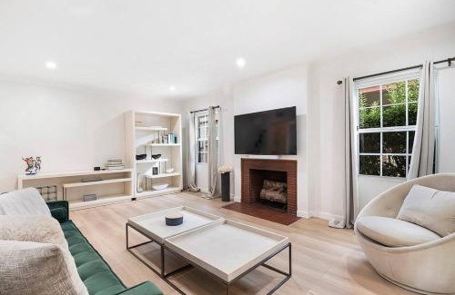 Faircrest Heights House | Updated 3-Bedroom LA Home with Backyard, BBQ & Family-Friendly Amenities