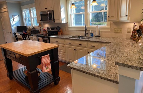 Clemson House | Updated 4 bed/3 bath home within walking distance to CU's campus & Death Valley