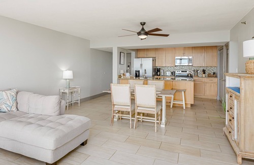 Pensacola Beach Condo | Updated 6th Floor Condo- Tristan Towers 6C
