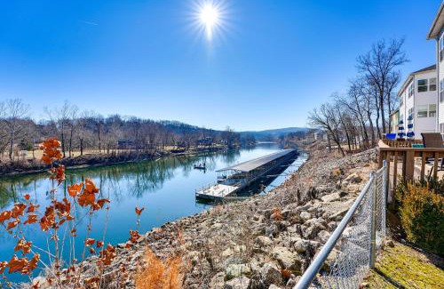 Branson Apartment | Updated Branson Condo with Lake Taneycomo Views!