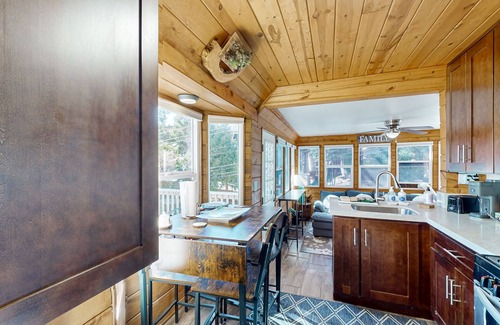 Cedar Glen Cabin | Updated Cabin w/Washer/Dryer & WiFi, Close To Lake, Shopping, and Hiking