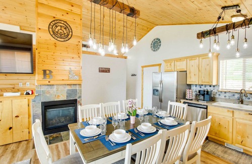 Fish Haven Cabin | Updated Cabin w/Views ~ 1 Mi to Bear Lake!