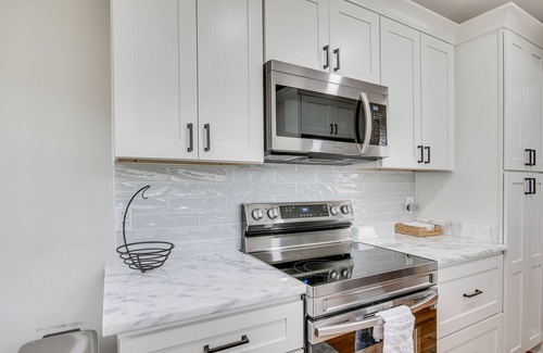 Rosewood House | Updated Columbia Home w/Patio - 4 Mi to USC!