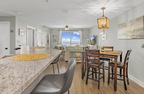 Fort Morgan Condo | Updated condo in Fort Morgan, boat slip and pool