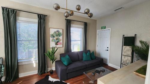 Tampa Apartment | Updated Condo in Heart of Tampa 2