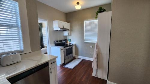 Tampa Apartment | Updated Condo in Heart of Tampa 2