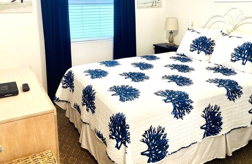 Fort Morgan Condo | Updated Condo only steps from the beach and golf!