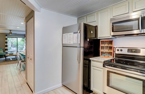 Folly Field Condo | Updated condo with patio, shared pool, and WiFi - walk to Folly Field Beach Park