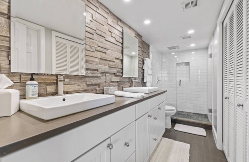 Bethune Beach Condo | Updated, Direct Oceanfront Getaway in Chadham by the Sea! Amazing Amenities