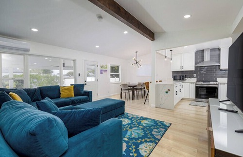 Southwood House | Updated in 2022 - Big Backyard - Close to Beach