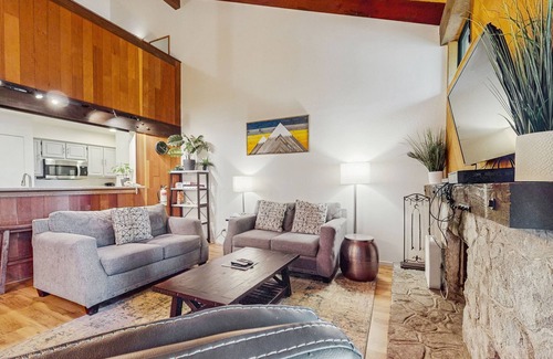South Lake Tahoe Condo | Updated Lakeland Village Condo w/Fireplace, Pool & Private Beach