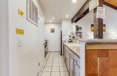 South Lake Tahoe Condo | Updated Lakeland Village Condo w/Fireplace, Pool & Private Beach