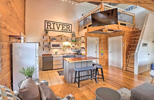 Mountain View Apartment | Updated Mtn View Studio w/Loft - Near River!